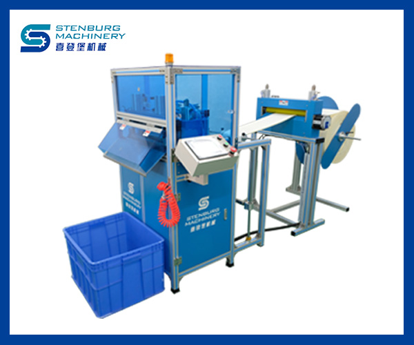 La máquina para marcar y cortar colchones se envía a clientes en el extranjero (Stenburg Mattress Machinery)